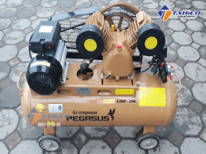 Máy nén khí dây đai Pegasus 5.5HP dùng điện 3 pha TM-V-0.6/8-230L được trang bị rơ le tự ngắt, giúp đảm bảo an toàn cho người sử dụng khi có hiện tượng điện áp không định