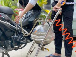 binh-hut-nhot-xe-may-mica-5-lit