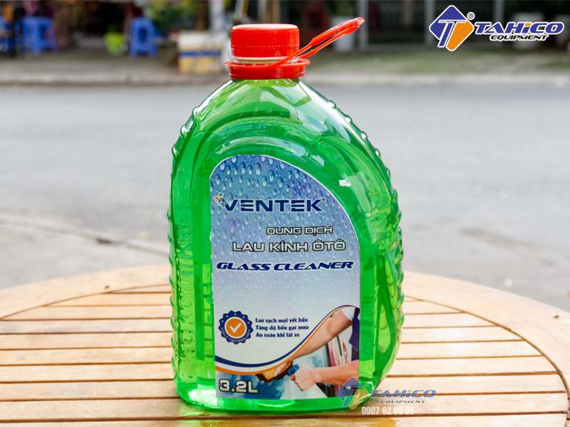 Nước lau rửa kính Ventek chai 3,2 lít